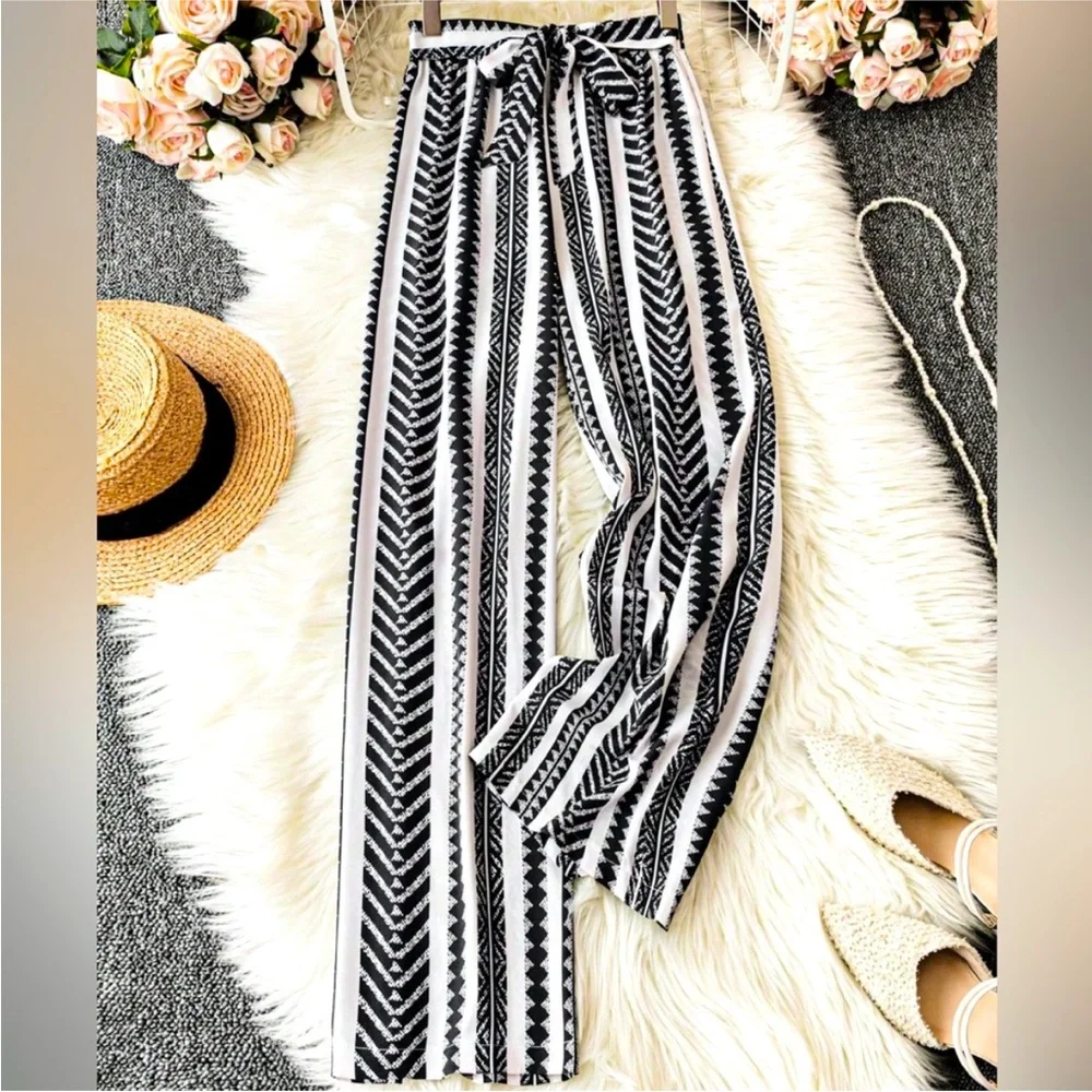 Black and White Boho Tribal Print Pants NEW 🏷️